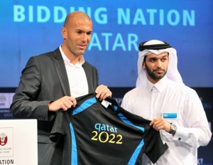 Zinedine Zidane đến Qatar để dẫn dắt đội tuyển quốc gia dự World Cup 2022
